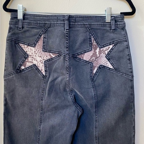 New Free People Firecracker Flare Jeans Patch in Black Python Star - Picture 5 of 6